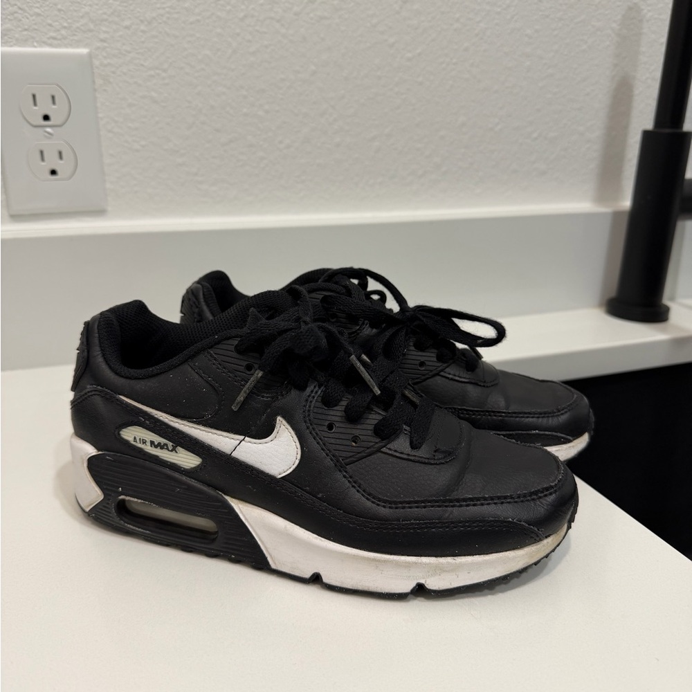 Nike Kids Black and White Sneakers